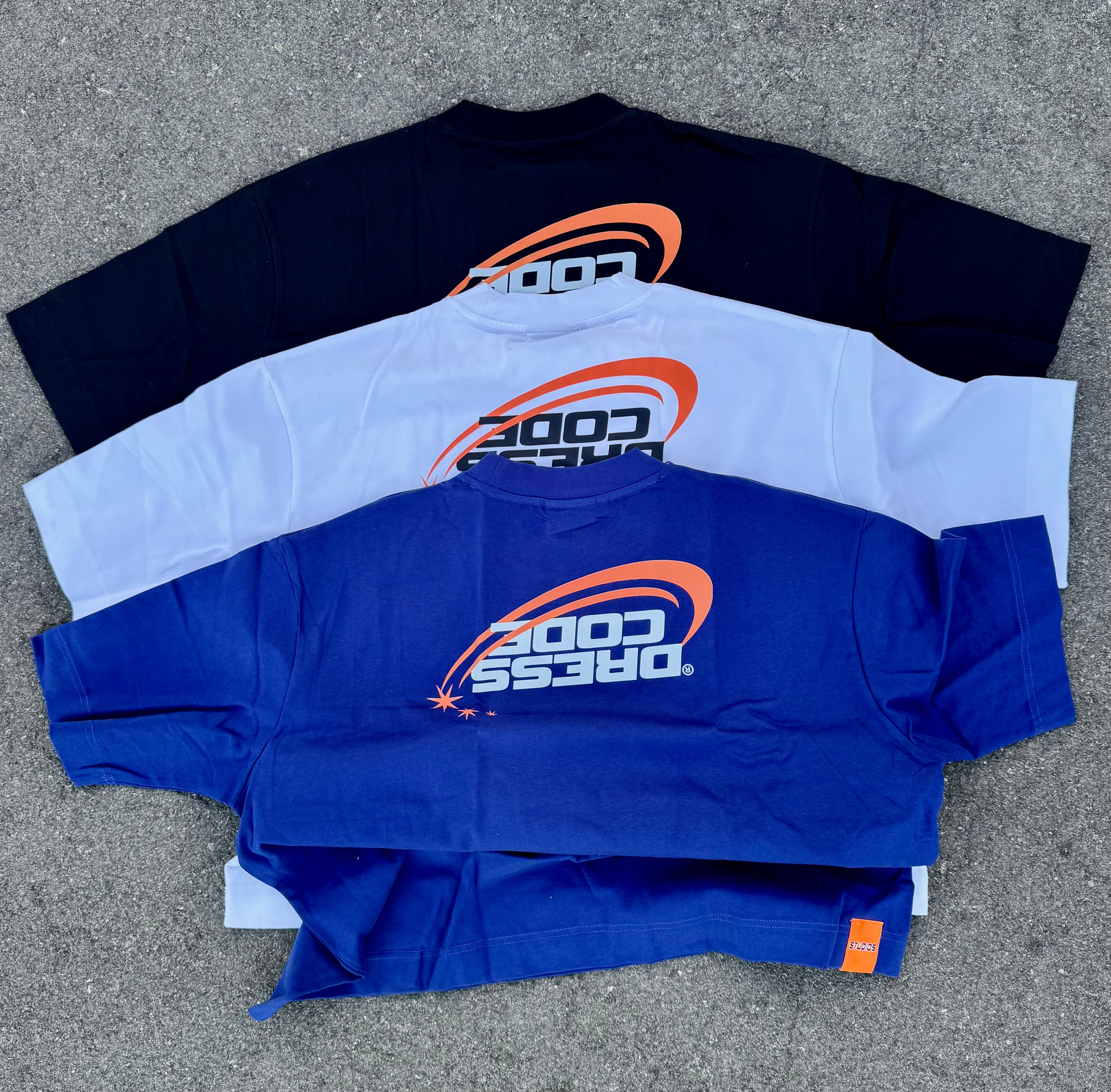 NAVY *EVERYDAY TEE